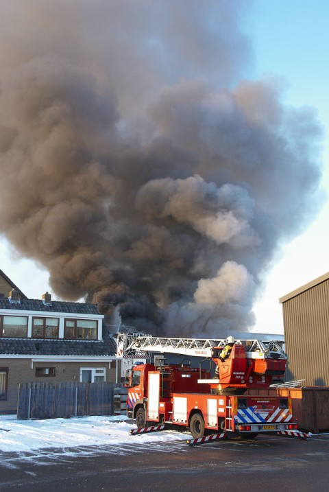 2012/41/GB 20120206 001 Binnenbrand loods Schipholweg.jpg